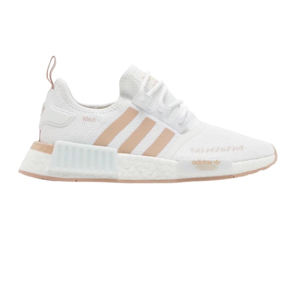 NWT-ADIDAS NMD R1 WOMENS RUNNING SHOES 👟